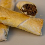 Beureks Agneau, Pruneaux et Amandes