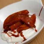 Coings Pochés et Crème de Ricotta à la Vanille