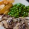 Classique Bavette d’Aloyau Grillée, Sauce au Poivre Vert