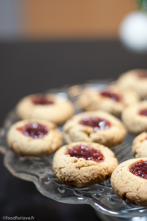 Biscuits sablés à la confiture de framboises