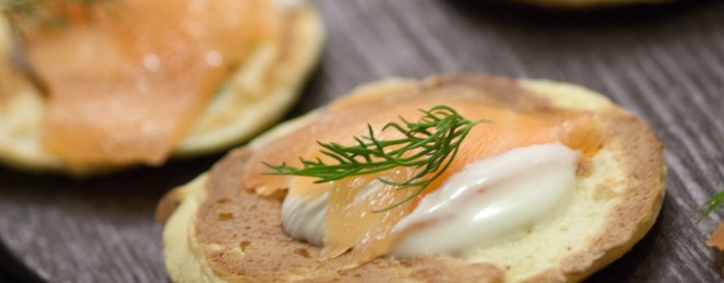 Blinis Citronnés au Saumon et Aneth