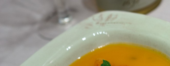 Soupe Fraiche d’Abricots à la Menthe
