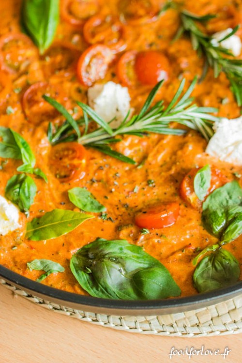 Penne Sans Gluten, Sauce à la Tomate, Ricotta et Courgette Food for Love